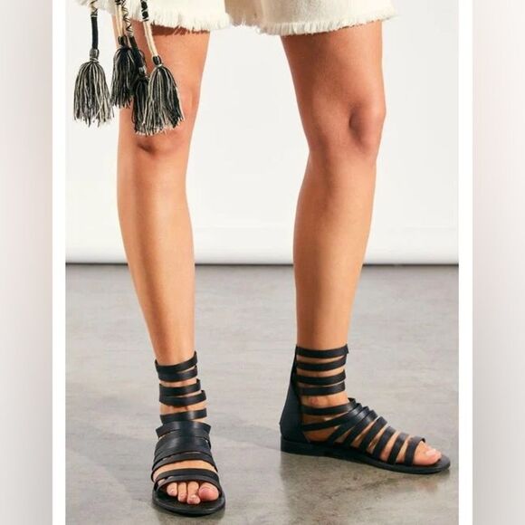 New Free People Lucia Gladiator Black Leather Sandals Sz 36.5 - Picture 1 of 3